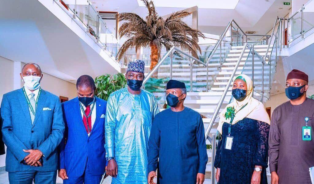 (L-r) Ariyo Olusekun, Amani Momodu, Executive Chairman MPAC, Disu Kamor, Vice President Yemi Osinbajo SAN, Alhaja Rahmat Egbeyemi and Deen Asekun
during MPAC's courtesy visit to Vice President Yemi Osinbajo SAN at the State House, Abuja. 30th Aug, 2021.